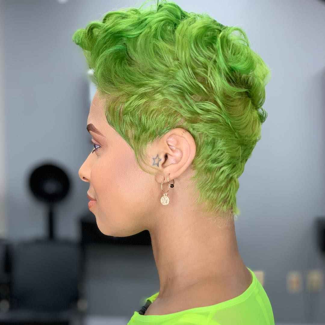 Цвет волос зеленый лайм