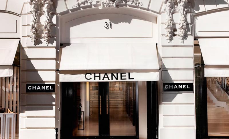Магазин Chanel в доме № 31 на улице Камбон
