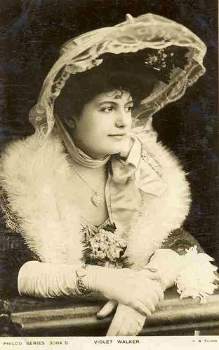 Женская шляпка XIX века. Море лент, цветов и фантазии, фото № 10