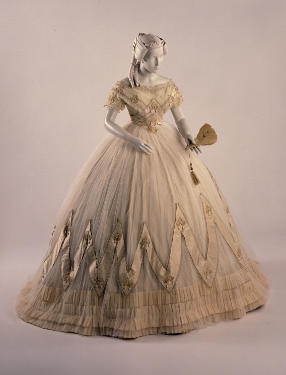 Бальные платья XIX века, фото № 31