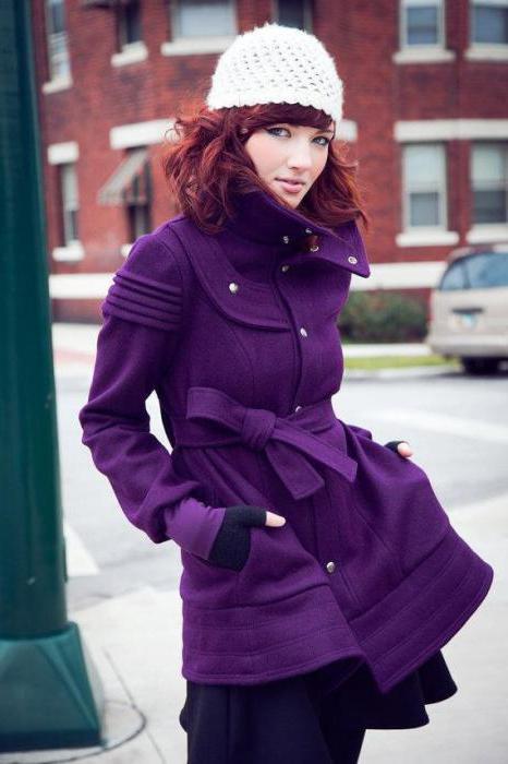 шарф к фиолетовому пальто