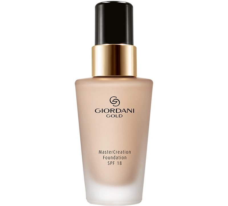 Oriflame Giordani Gold MasterCreation Foundation SPF 18 Soft Vanilla