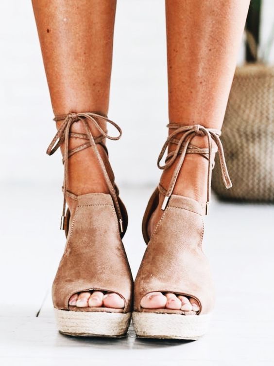 Gorgeous Lace Tie Up Heels. Classy Dressy Shoes for Women. Spring Outfit Ideas for Women. Spring Footwear Ideas.