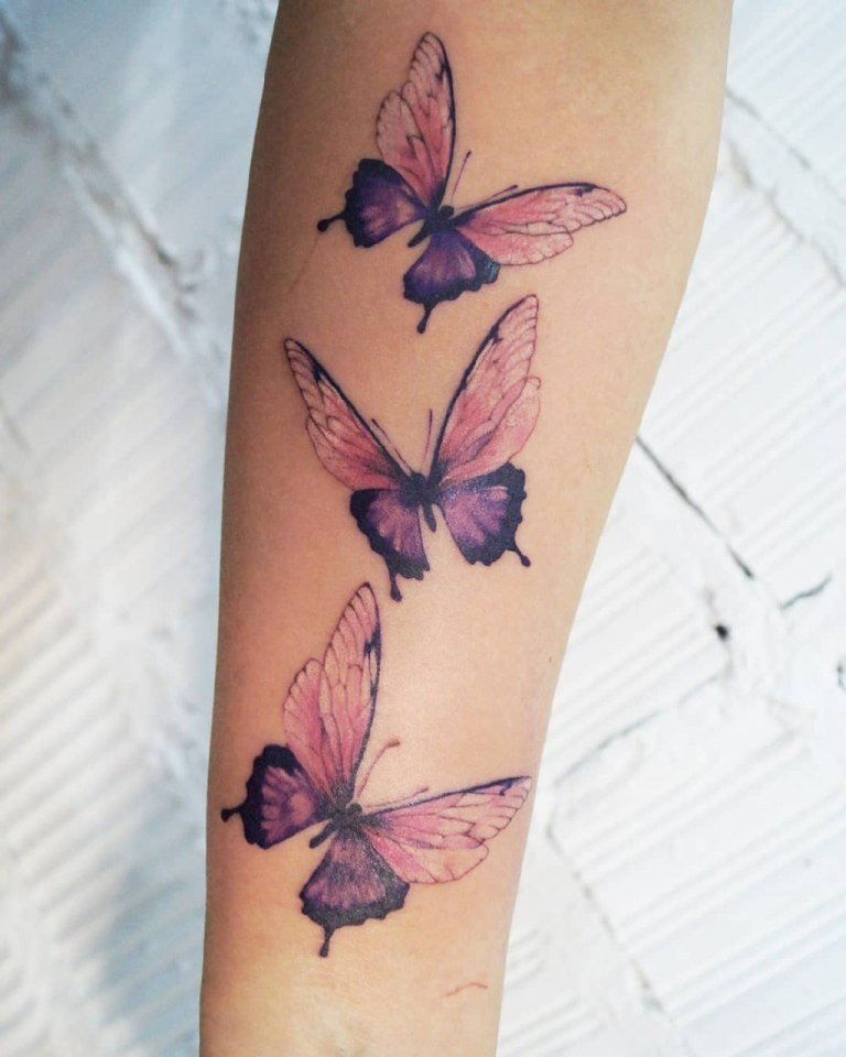 Татуировка крылья бабочки