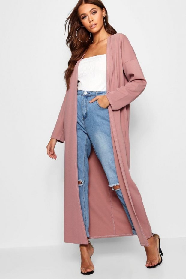Верхняя одежда осень зима 2019 2020: длинное розовое пальто
