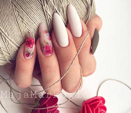 Дизайн ногтей с цветочками