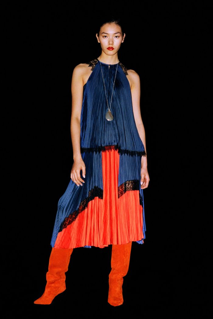Модное оранжевое платье Barbara Bui