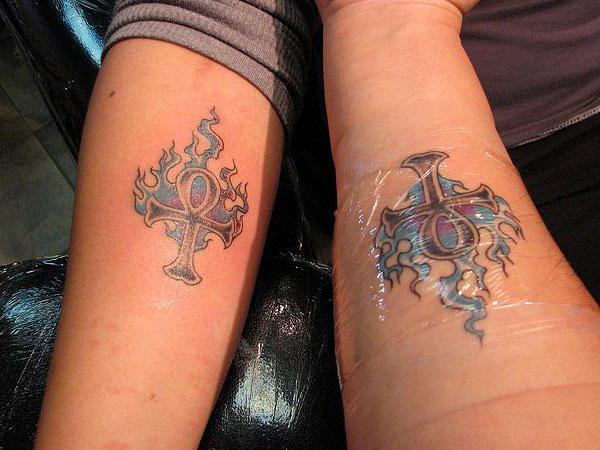 Парные татуировки для двоих влюбленных красивые 